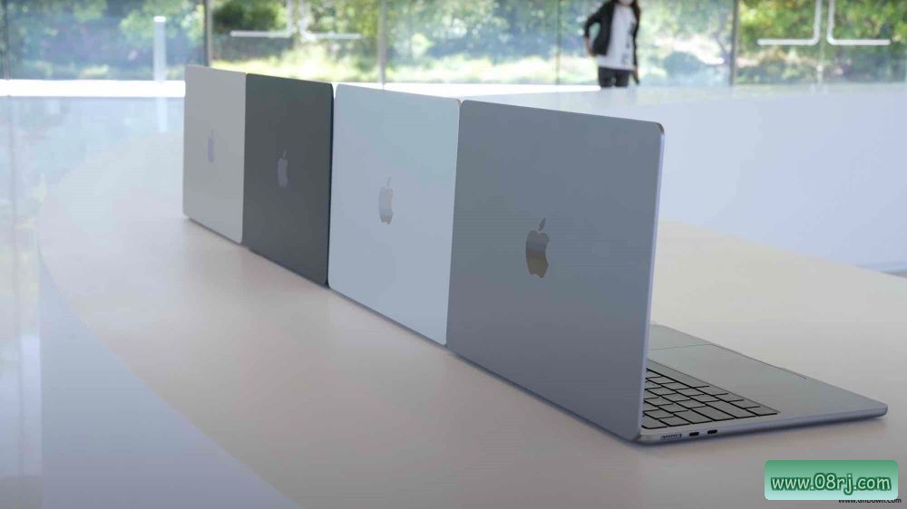 苹果 M2 MacBook Air 笔记本